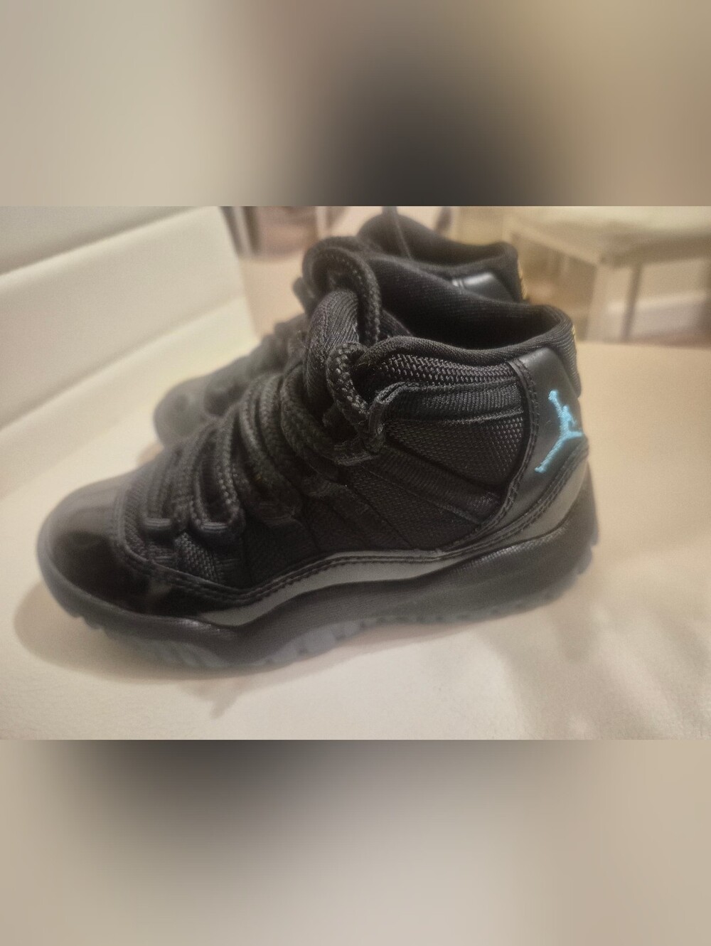 Air Jordan 11 Retro "Gamma" Blue Little Kid Shoes